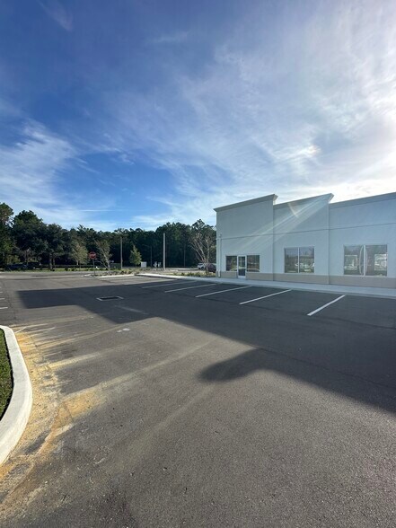 More Photos Of 2276 Village Square Pky, Fleming Island Medical For Lease
