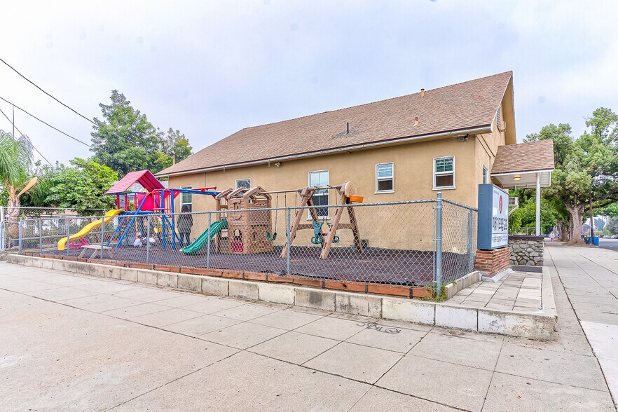 More Photos Of 600 S Towne Ave, Pomona Religious Facility For Sale