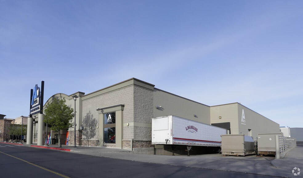 More Photos Of 575 E University Pky, Orem General Retail For Lease