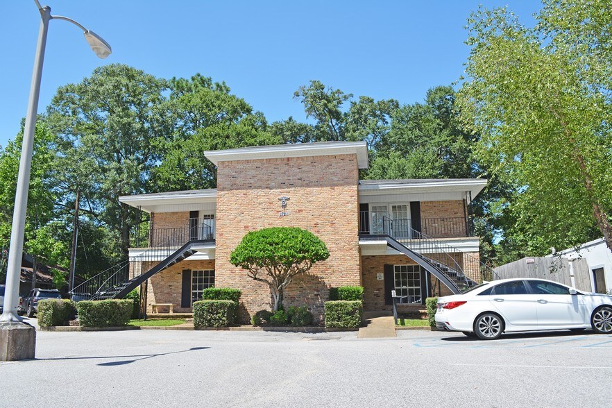 More Photos Of 4728 Airport Blvd, Mobile Office For Sale