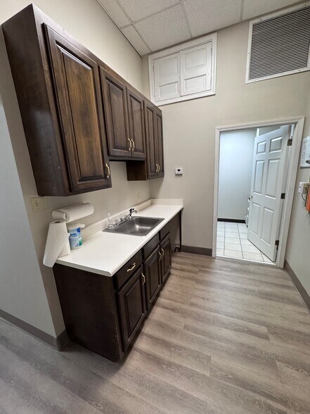 More Photos Of 2101 Hwy 98, Daphne Unknown For Lease