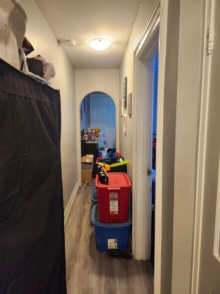 More Photos Of 1499 Main St E, Hamilton Storefront Retail Residential For Sale