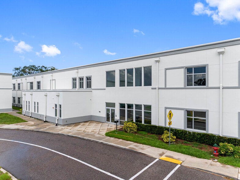 More Photos Of 13901 Sheldon Rd, Tampa Schools For Sale