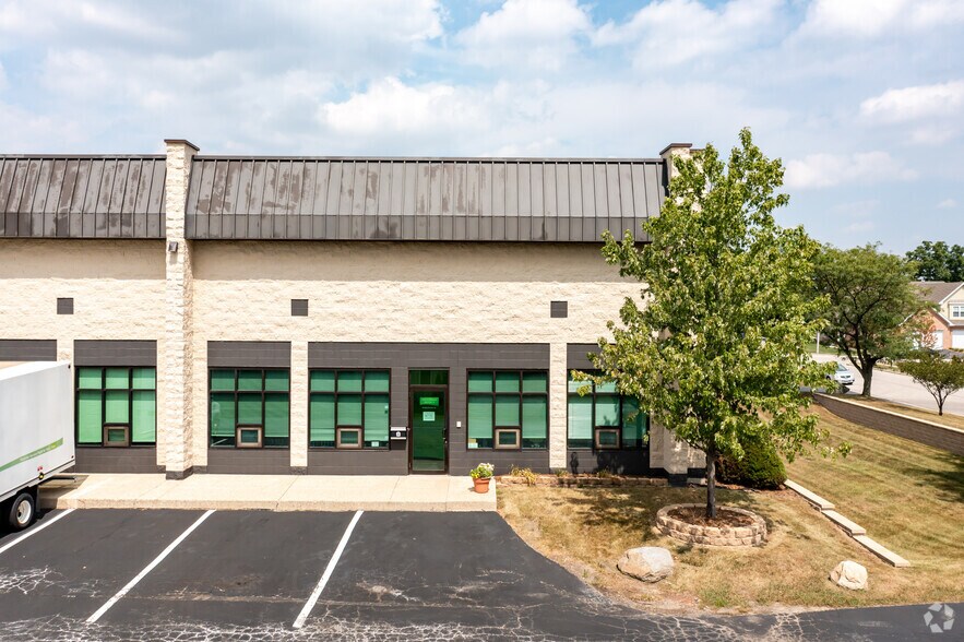 More Photos Of 8404 S Wilmette Ave, Darien Light Manufacturing For Lease