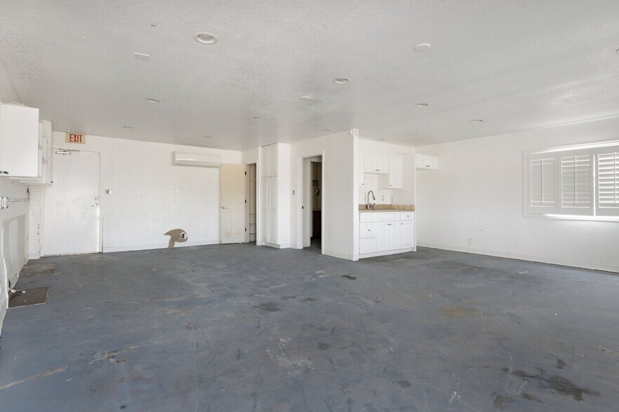 More Photos Of 5000 Calienta St, Hernando Beach Marina For Sale