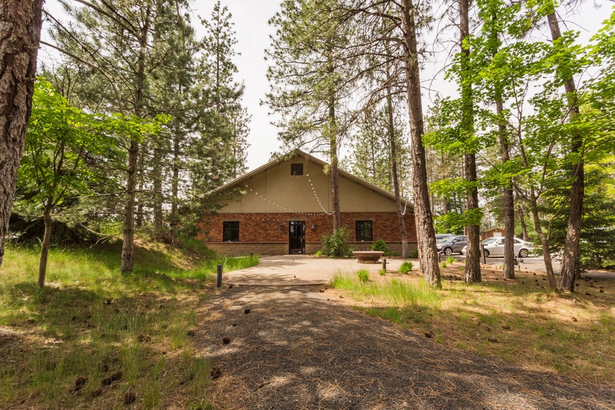 More Photos Of 14617 N Newport Hwy, Mead Religious Facility For Sale