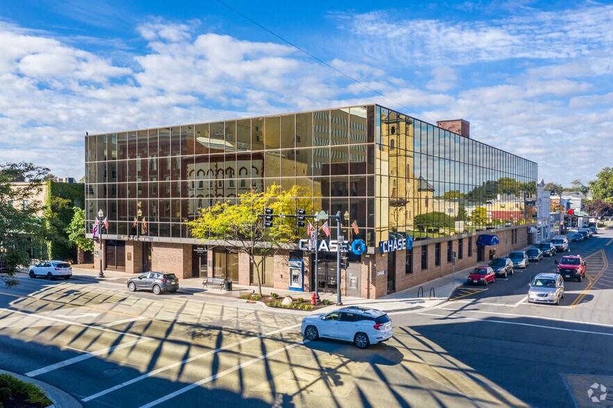 Primary Photo Of 500 S Main St, Findlay Office For Lease