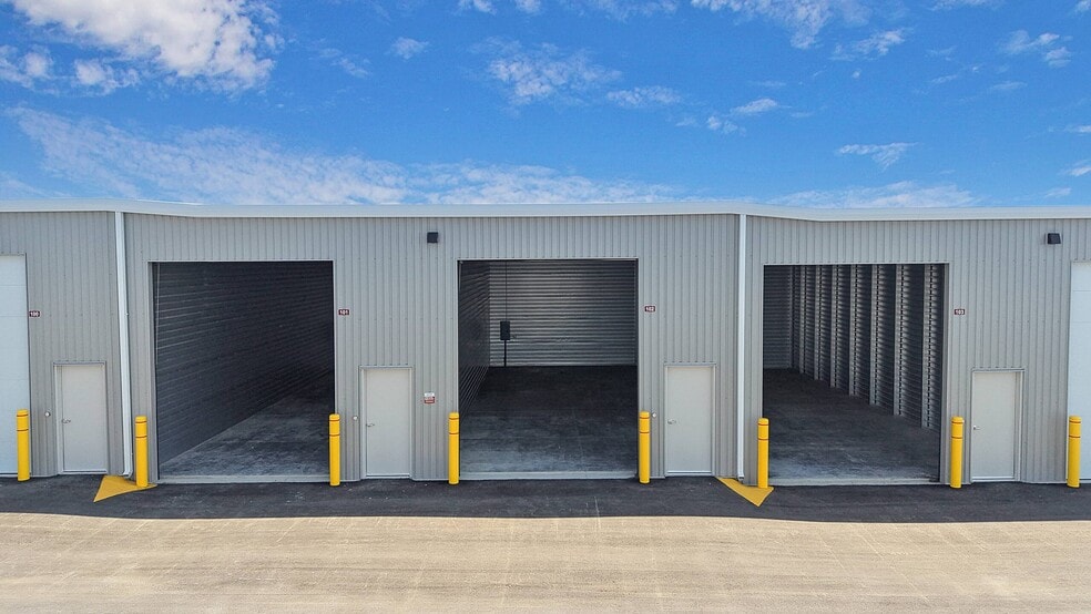 Primary Photo Of 19380 Webster st, Spring Hill Self Storage For Lease