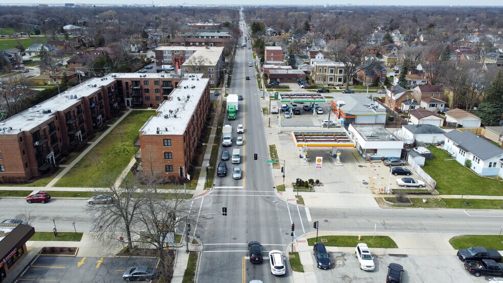 More Photos Of 1200 W Touhy Ave, Park Ridge Service Station For Sale