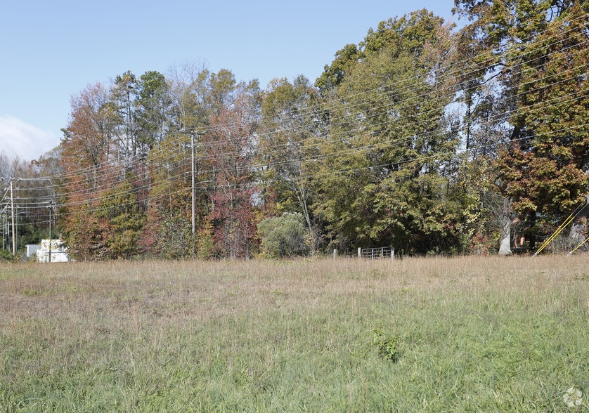 More Photos Of 710 York Rd, Kings Mountain Land For Sale