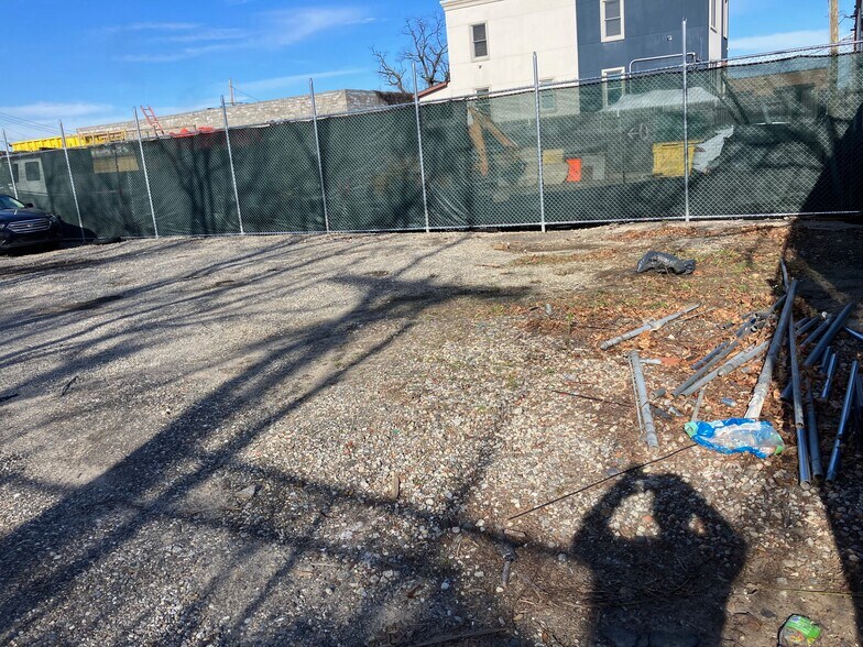More Photos Of 509 Brush Ave, Bronx Land For Lease