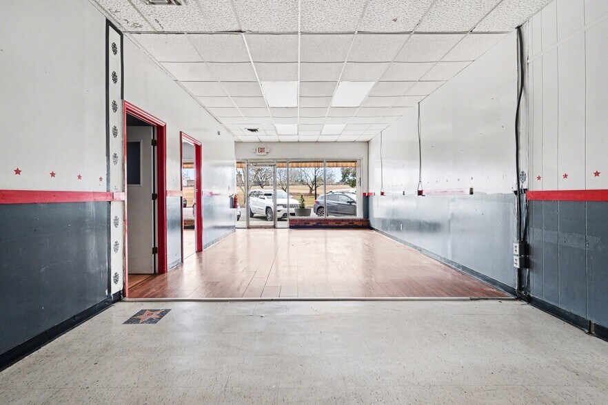 More Photos Of 136 W Virginia Ave, Bessemer City Storefront Retail Office For Sale