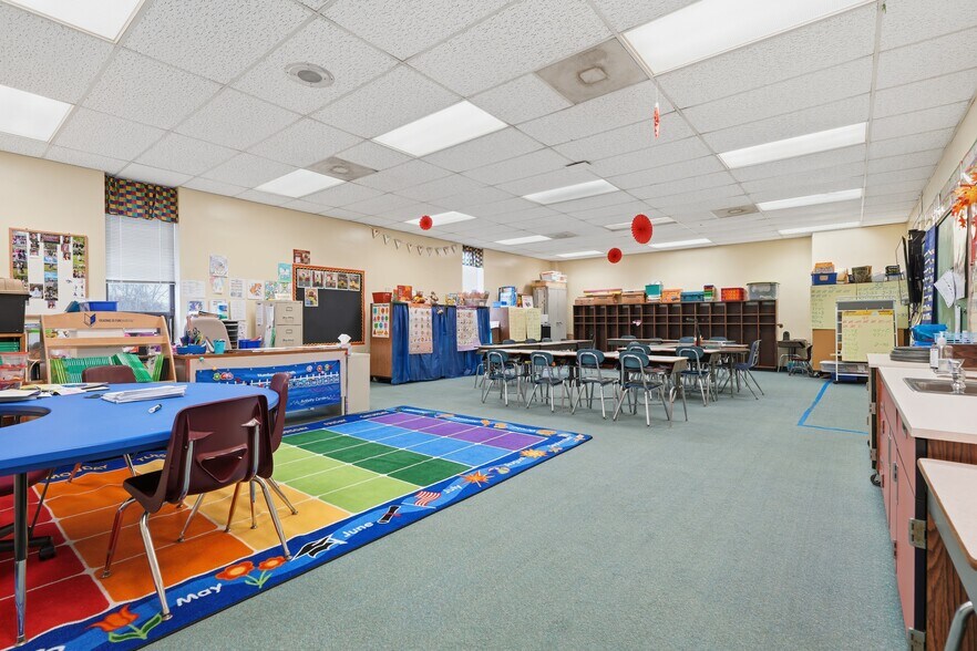 More Photos Of 221 E 12th Ave, Homestead Schools For Lease