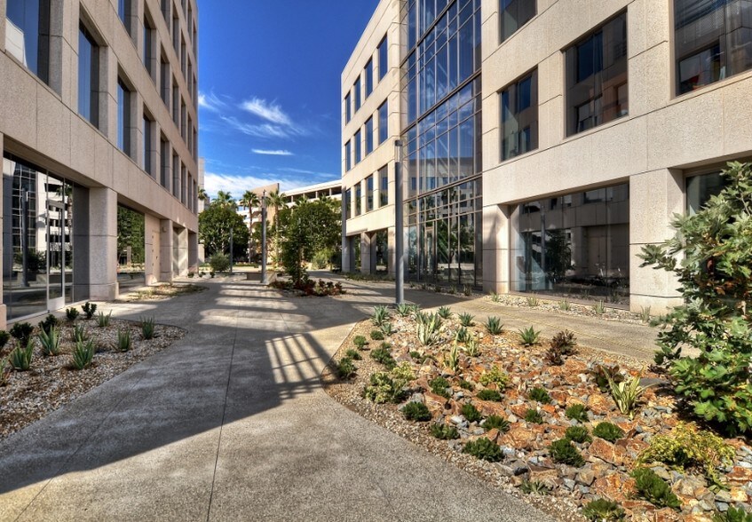 More Photos Of 17877 Von Karman Ave, Irvine Office For Lease