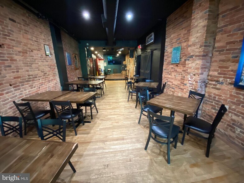 More Photos Of 114-118 N Centre St, Pottsville Bar For Sale