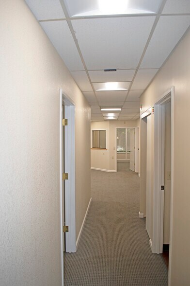 More Photos Of 4720 Hoen Ave, Santa Rosa Medical For Sale