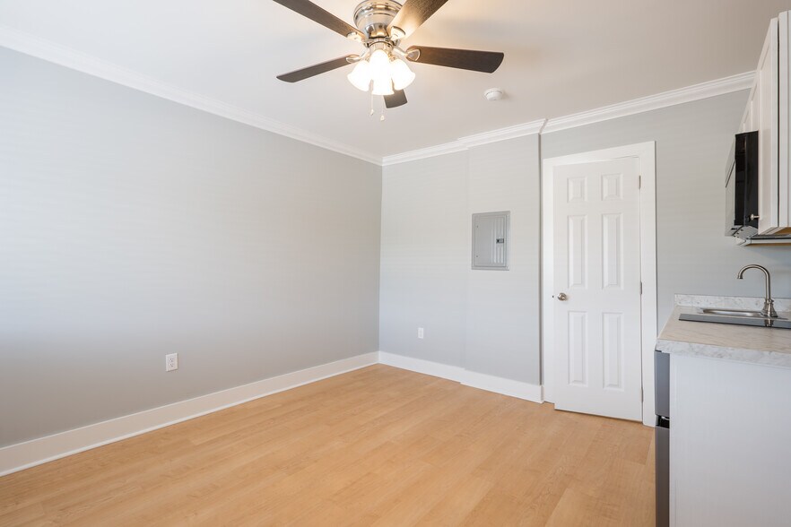 More Photos Of 149 West Thigpen Avenue, Lakeland Apartments For Sale