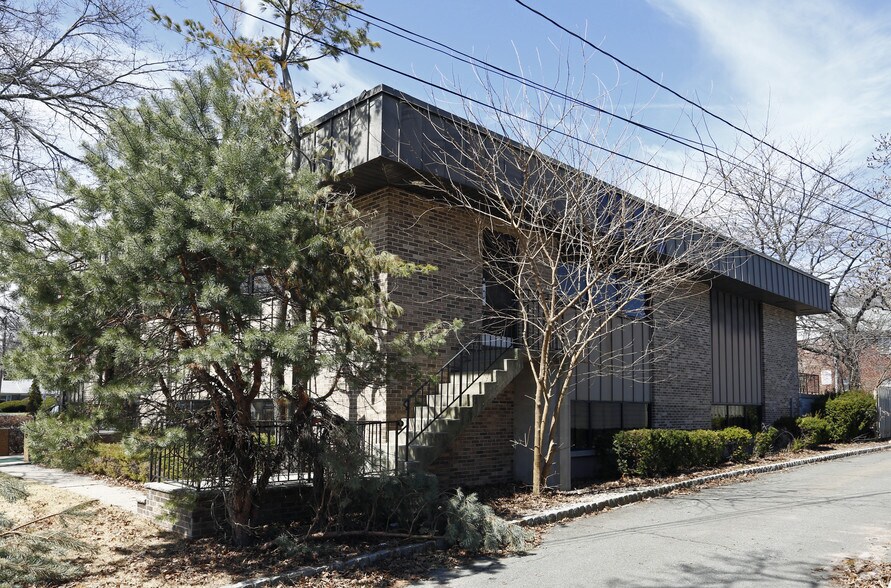 More Photos Of 776 Amboy Ave, Edison Medical For Lease