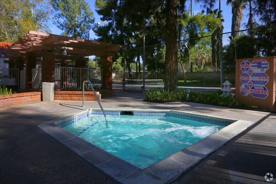 More Photos Of 3131 Arlington Ave, Riverside Apartments For Sale