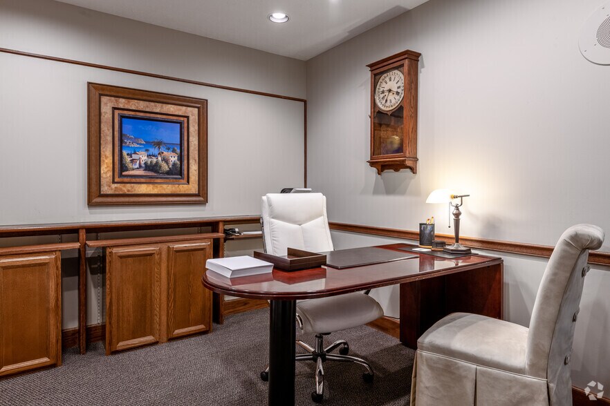 More Photos Of 4051 Whipple Ave NW, North Canton Coworking Space
