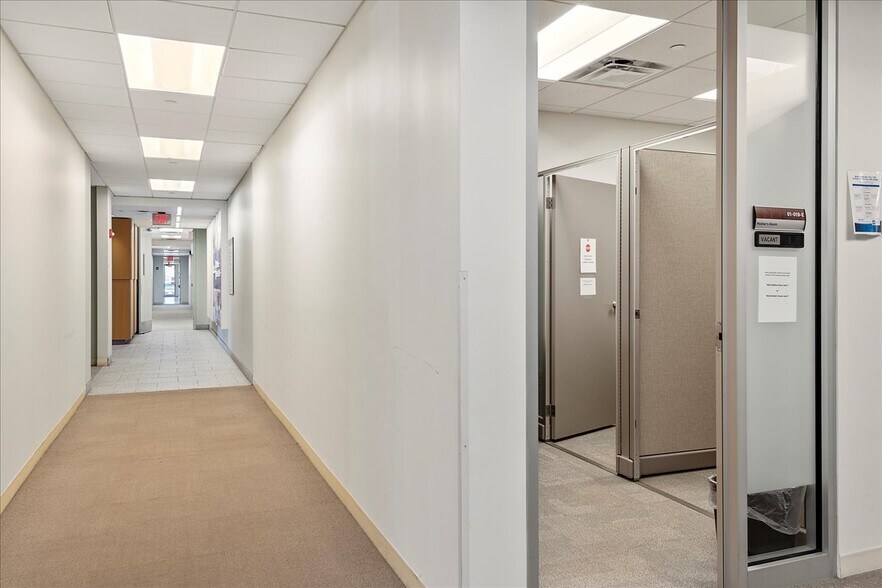More Photos Of 3051 Hollis Dr, Springfield Office For Lease