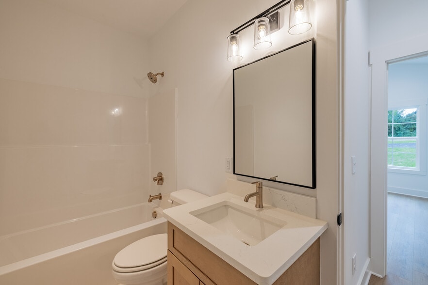 More Photos Of 1519-1521 Carroll Creek Rd, Johnson City Apartments For Sale