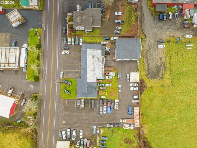 More Photos Of 22024 S Beavercreek Rd, Beavercreek Auto Repair For Sale