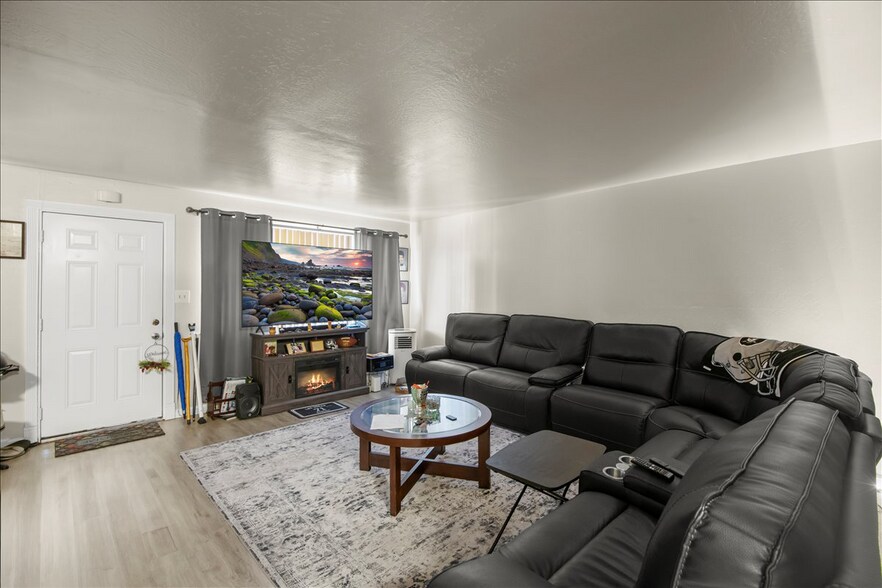 More Photos Of 2244 12th Ave, Oakland Apartments For Sale