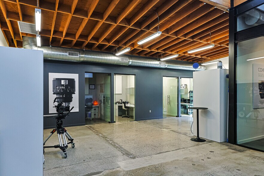 More Photos Of 5009 Exposition Blvd, Los Angeles Warehouse For Sale