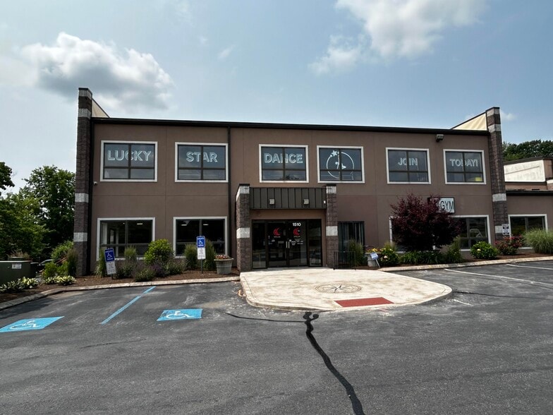 More Photos Of 1510-1520 Martin St, State College Sports And Entertainment For Lease