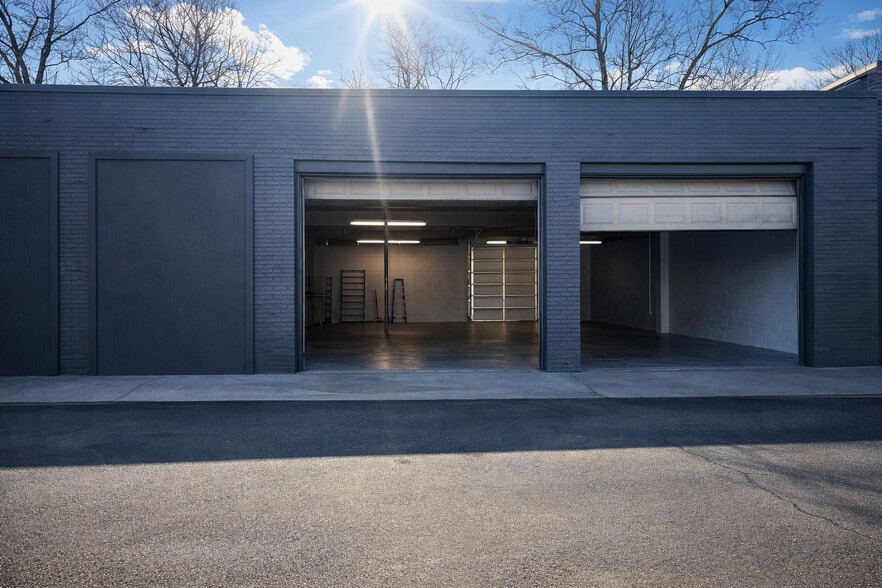 More Photos Of 1048 Patton Ave, Asheville Storefront For Lease