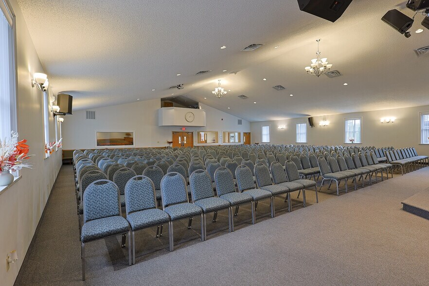 More Photos Of 261 College Hwy, Southwick Specialty For Sale