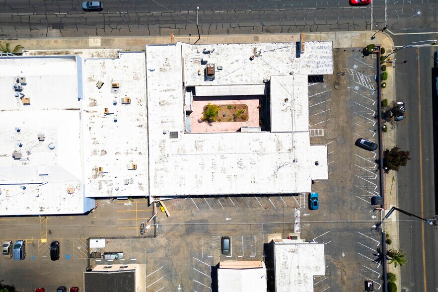 More Photos Of 1005 N El Dorado St, Stockton Hotel For Sale