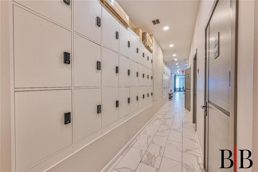 More Photos Of 6322 20th Ave, Brooklyn Storefront For Sale