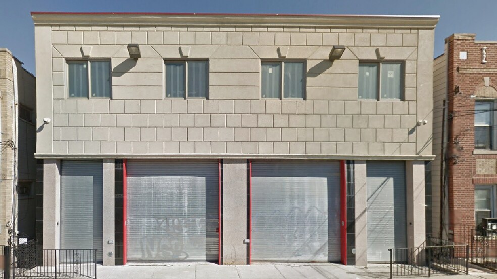 Primary Photo Of 2377-2379 48th St, Astoria Warehouse For Sale