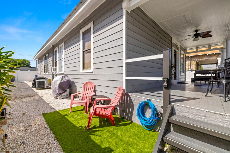 More Photos Of 2526 W Union St, Tampa Multifamily For Sale