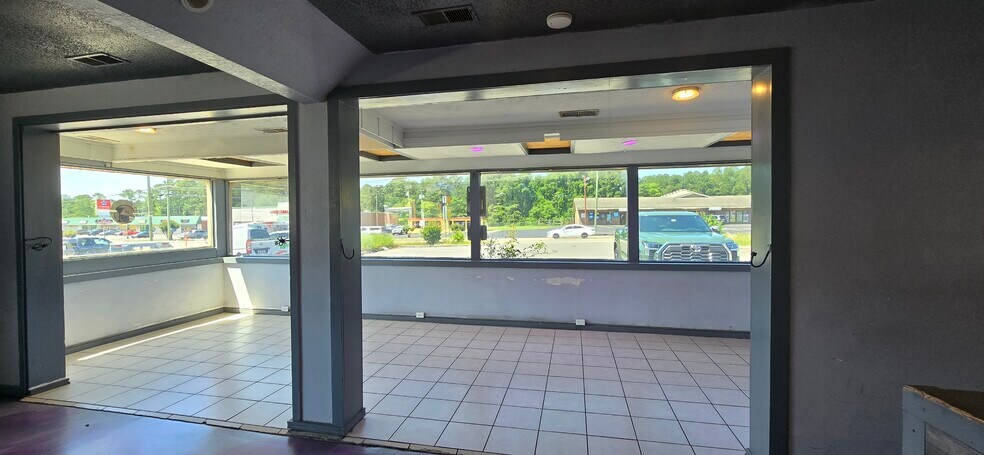 More Photos Of 6228 Yadkin Rd, Fayetteville Restaurant For Sale