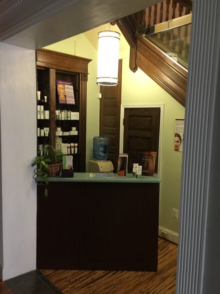 More Photos Of 1608 20th St NW, Washington Storefront Retail Office For Lease