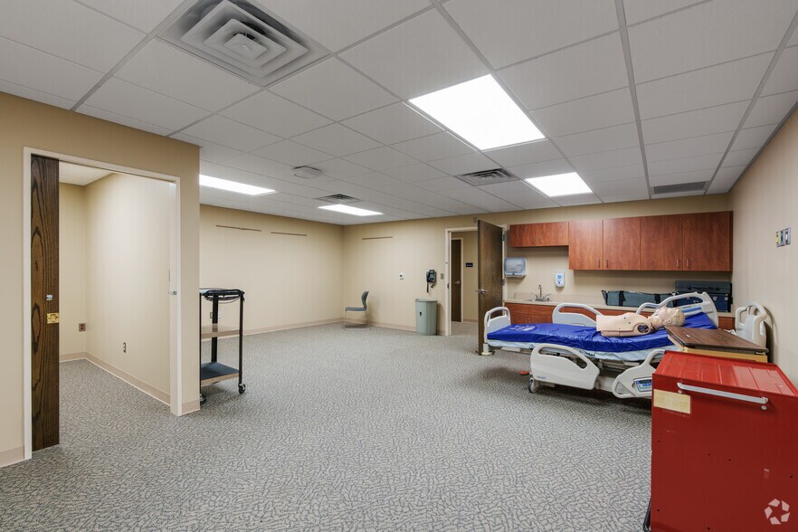 More Photos Of 201 Reeceville Rd, Coatesville Unknown For Lease