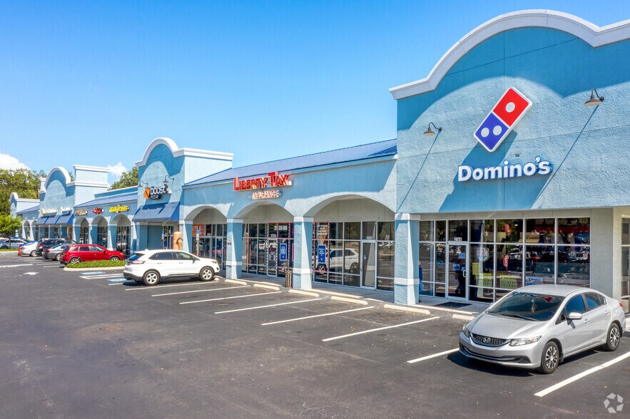 More Photos Of 2100-2172 34th St S, Saint Petersburg General Retail For Lease