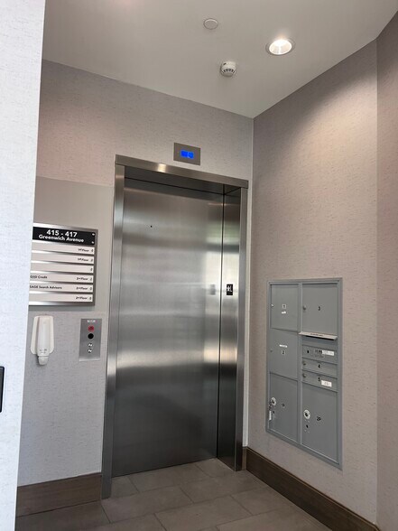 More Photos Of 415-417 Greenwich Ave, Greenwich General Retail For Lease