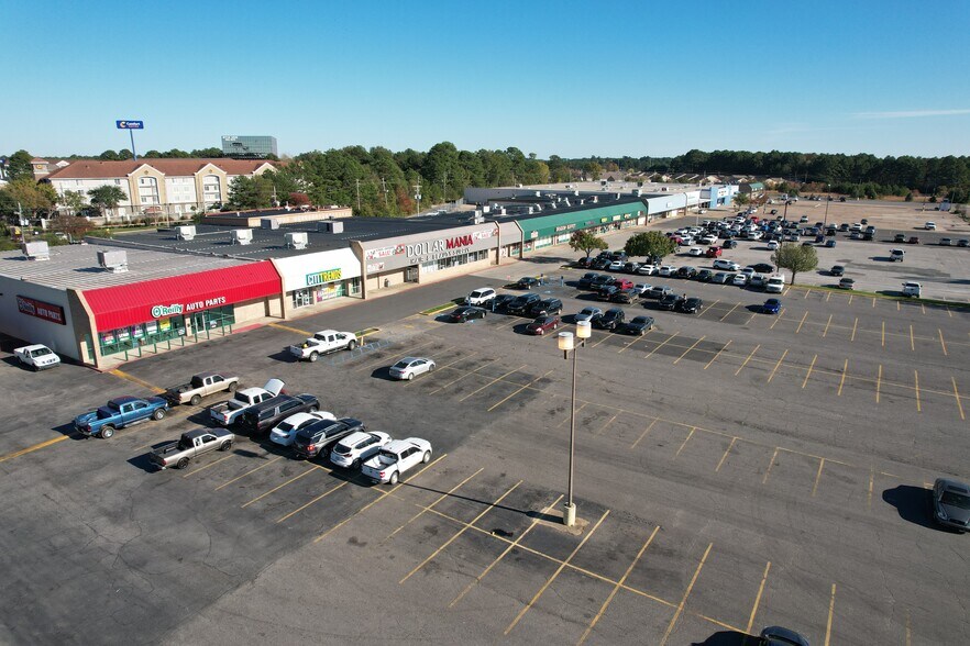 More Photos Of 6713, 6715, 672 Pines Rd. Rd, Shreveport General Retail For Sale