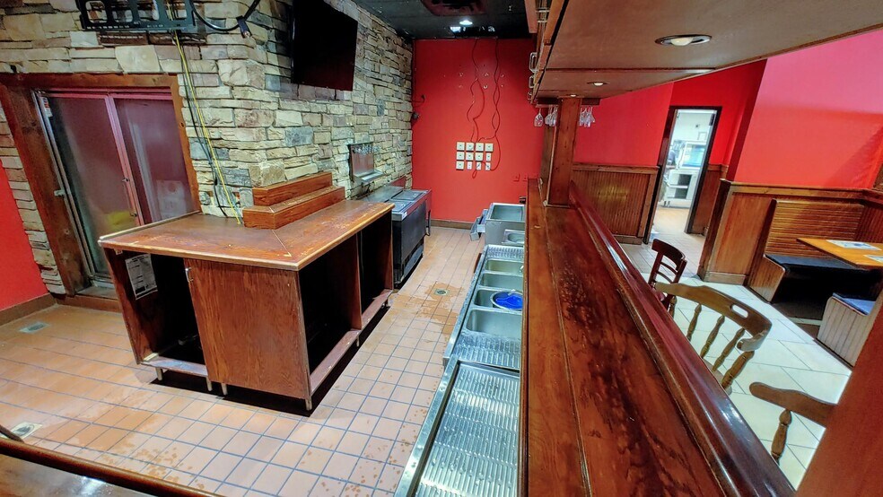 More Photos Of 5309 29th St E, Ellenton Skating Rink For Lease