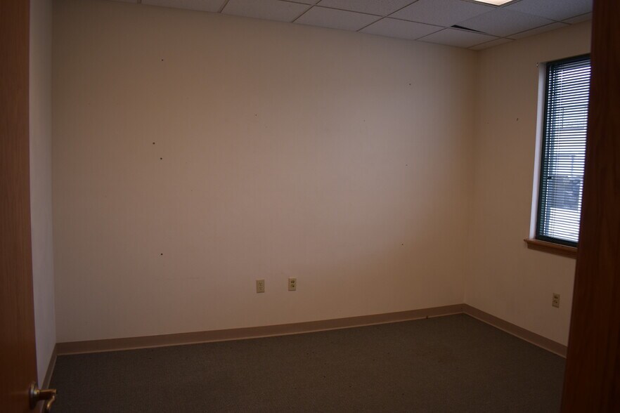 More Photos Of 2228 Milton Ave, Janesville Freestanding For Lease