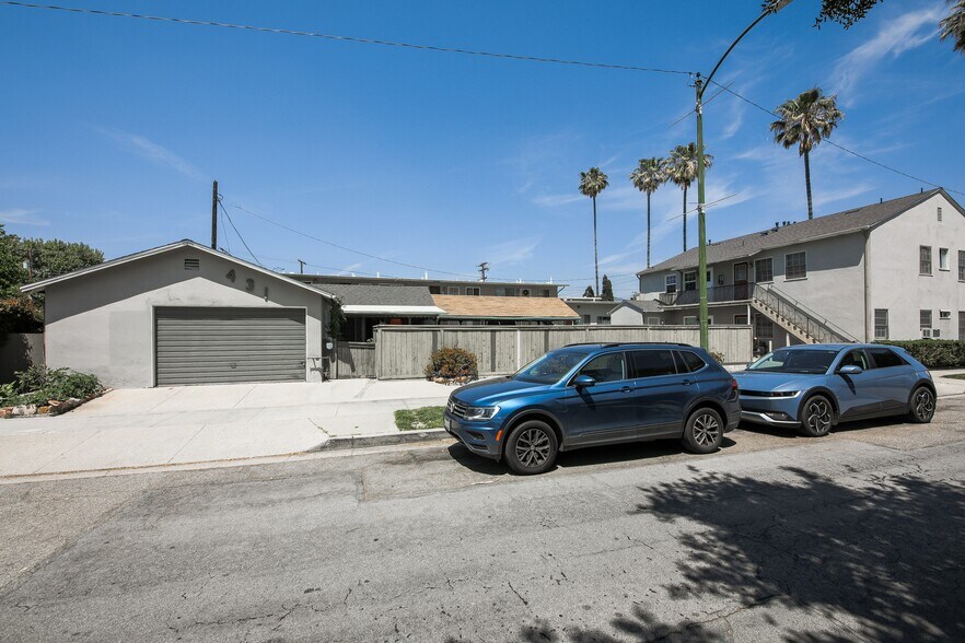 More Photos Of , Glendale Multifamily For Sale