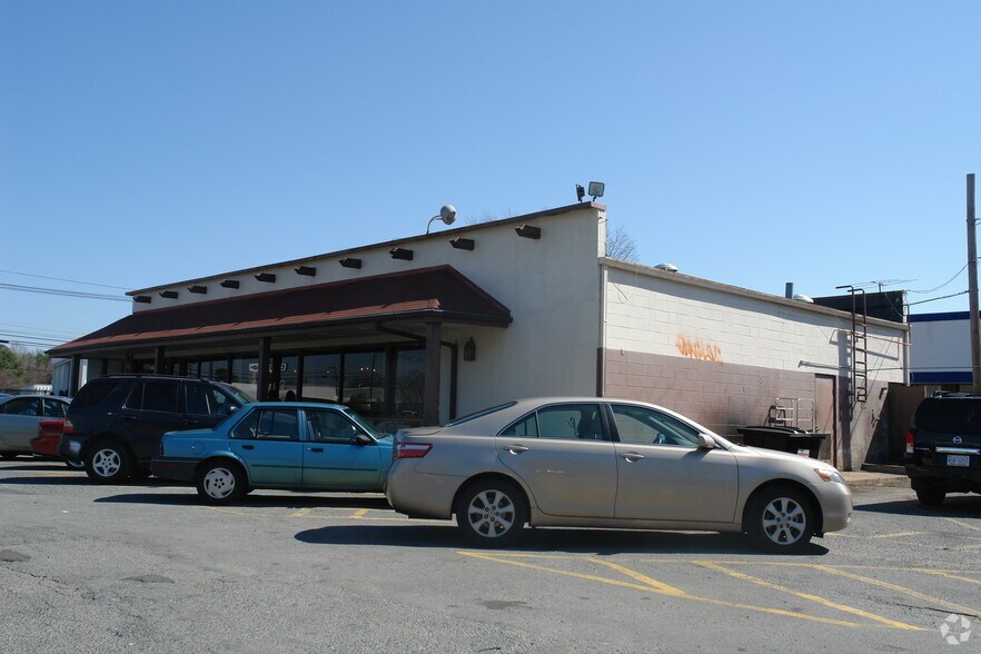 More Photos Of 5112 E Independence Blvd, Charlotte Restaurant For Sale