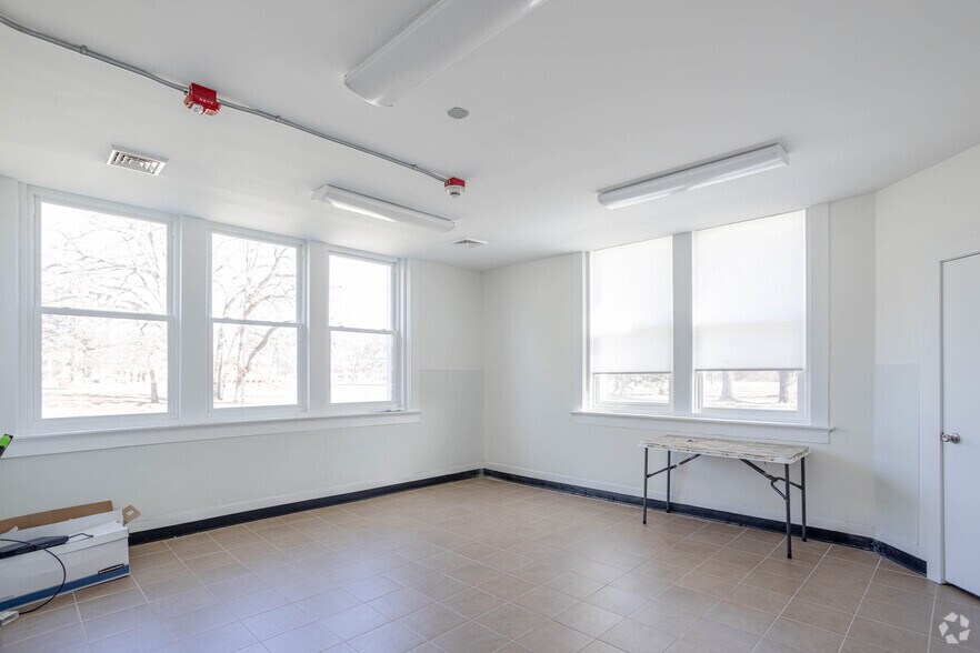 More Photos Of 1667 E Landis Ave, Vineland Unknown For Lease