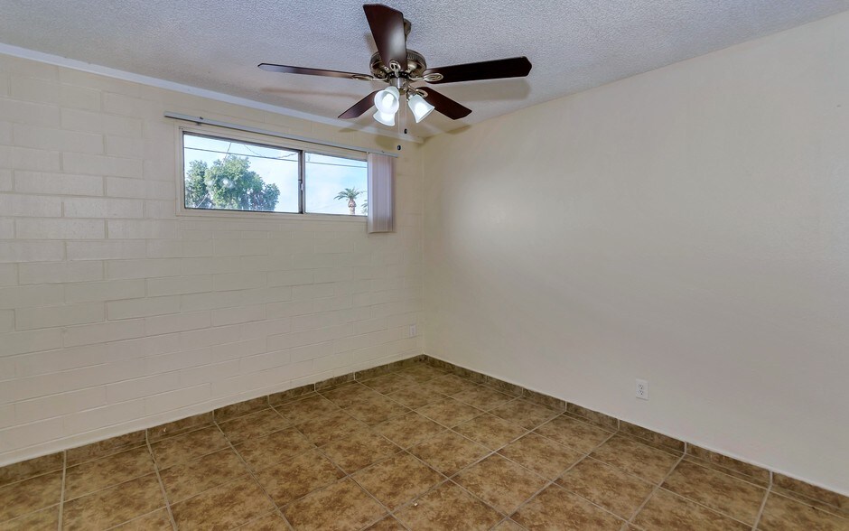 More Photos Of 109 E Brinker Dr, Avondale Apartments For Sale