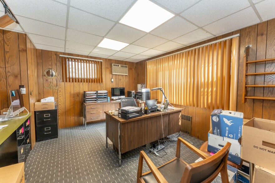 More Photos Of 2429 Vauxhall Rd, Union Township Office Residential For Sale