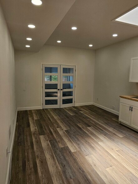 More Photos Of 4 Office St, Bel Air Storefront Retail Residential For Lease